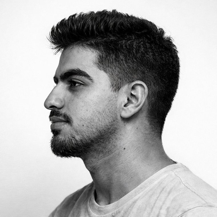 Ali, founder of DesignedByAli